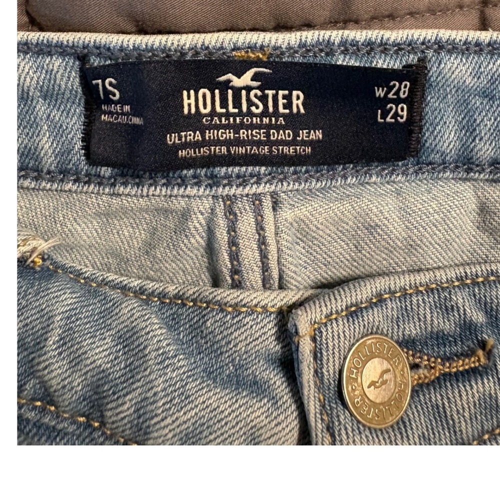 Hollister Ultra High-Rise Dad Jeans Light Wash Split Hem 7S W28 L29 Stretch - Picture 4 of 5